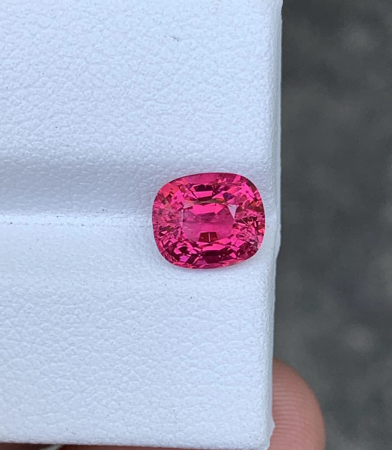 2.065 CT Natural Baby Pink Sapphire. Excellent Radiant Cut Unheated Gem — view 2