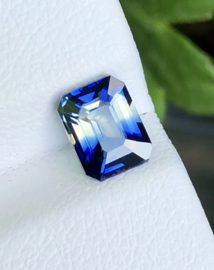 GIA CERTIFIED 1.06ct Natural UNTREATED Deep Blue Sapphire 7x5.5mm Oval — view 2