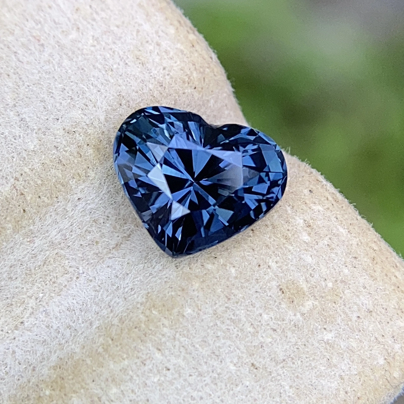 Gorgeous Color 1.95 Ct Natural Stunning Blue Sapphire For Jewelry