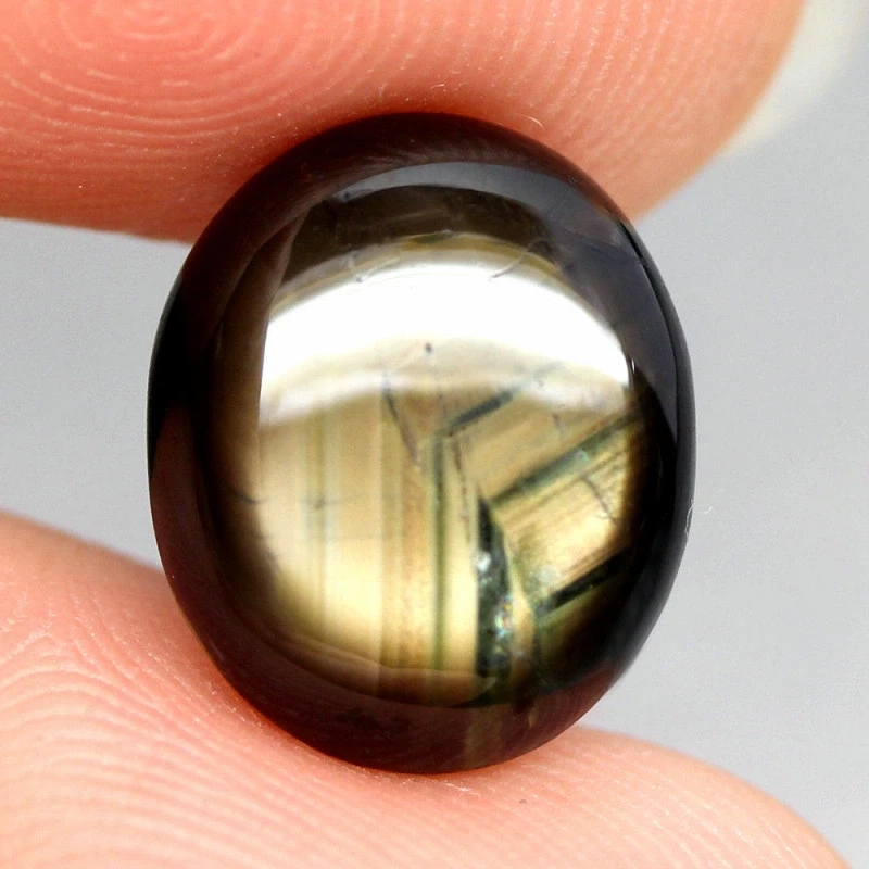 Certified 2.02 Cts GLEAMING NATURAL STUNNING BLUE SAPPHIRE — view 2