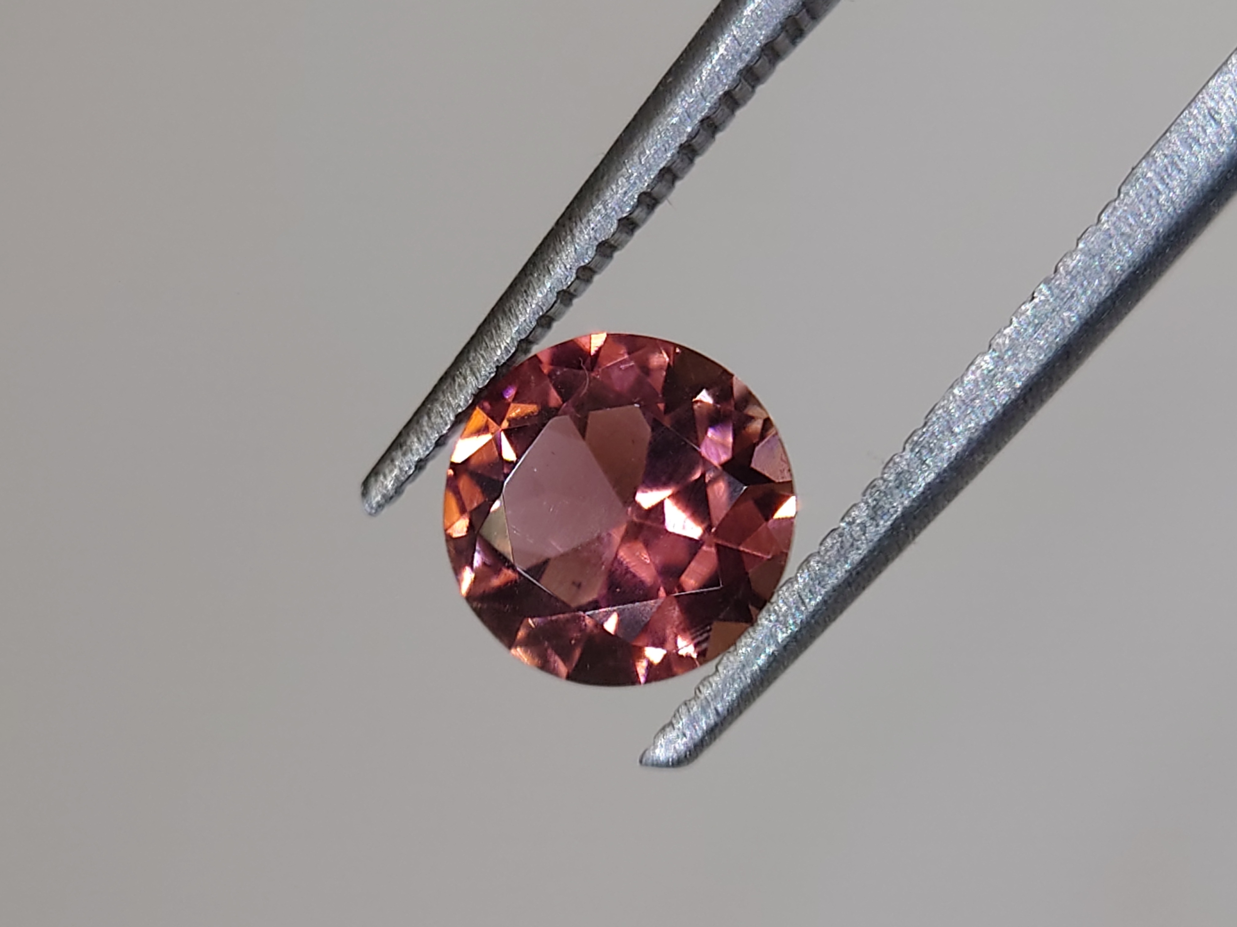 Cut stone round shape Tourmaline from Nigeria — view 3