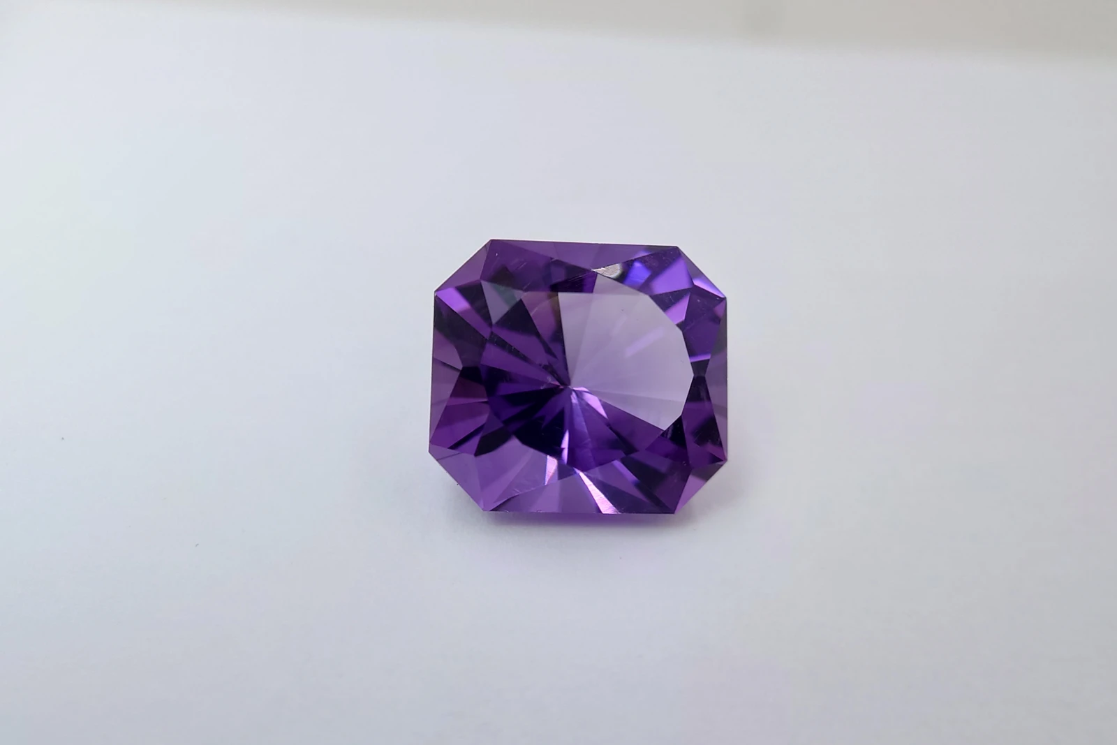 Copper Bearing 3.94ct Fancy Oval Cut Tourmaline from Calabar Nigeria — view 4