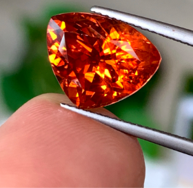 7.90 Cts Nigeria Top Grade Natural Fanta Spessartite Garnet Beautiful Fire